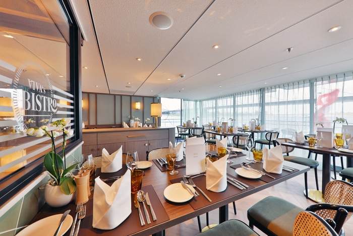 Viva Cruises Viva One - Bistro 2.jpg